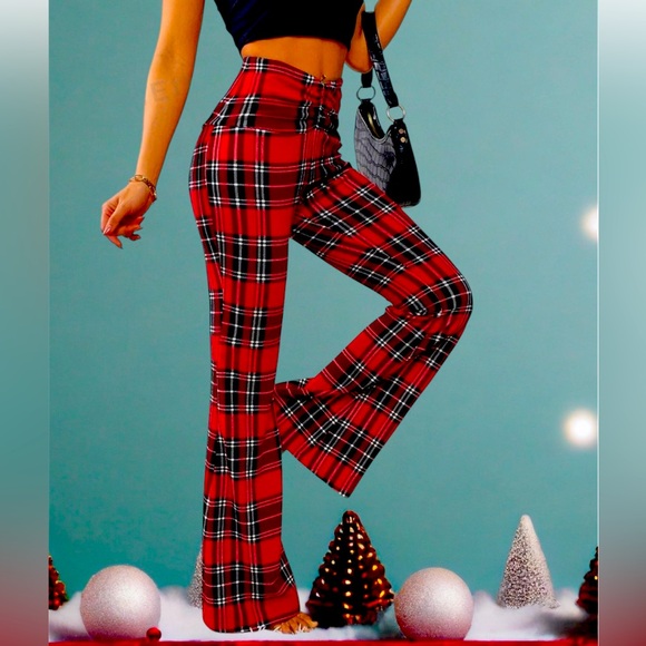 💥 2 for 15….. Red Plaid Pants - Picture 3 of 5